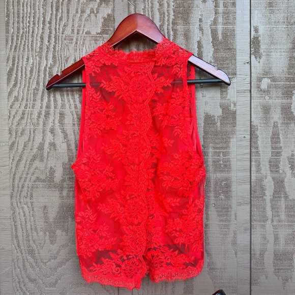 Free People Tied To You Lace lightweight Top Size Medium - Picture 6 of 9